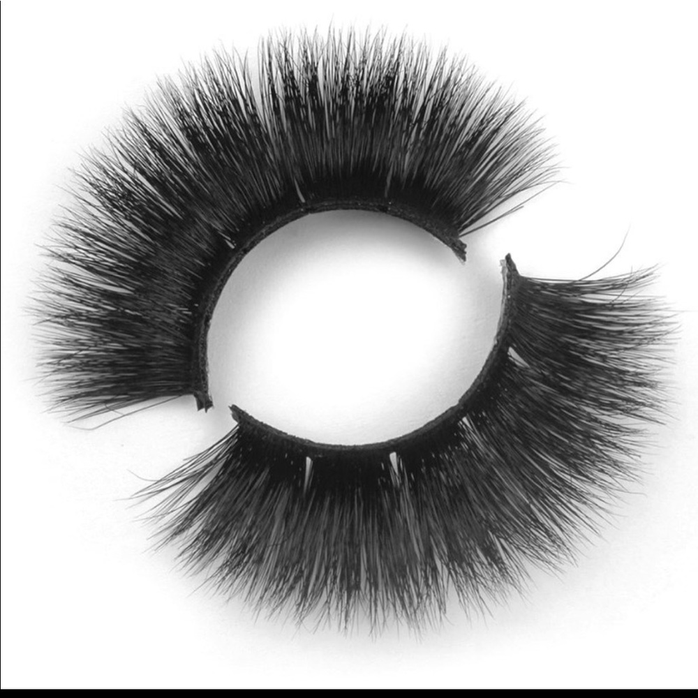 Glamariss Lash Briella